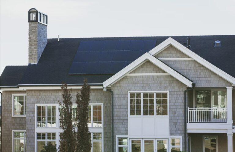 How to Choose the Right Solar Panel Size for Your Home